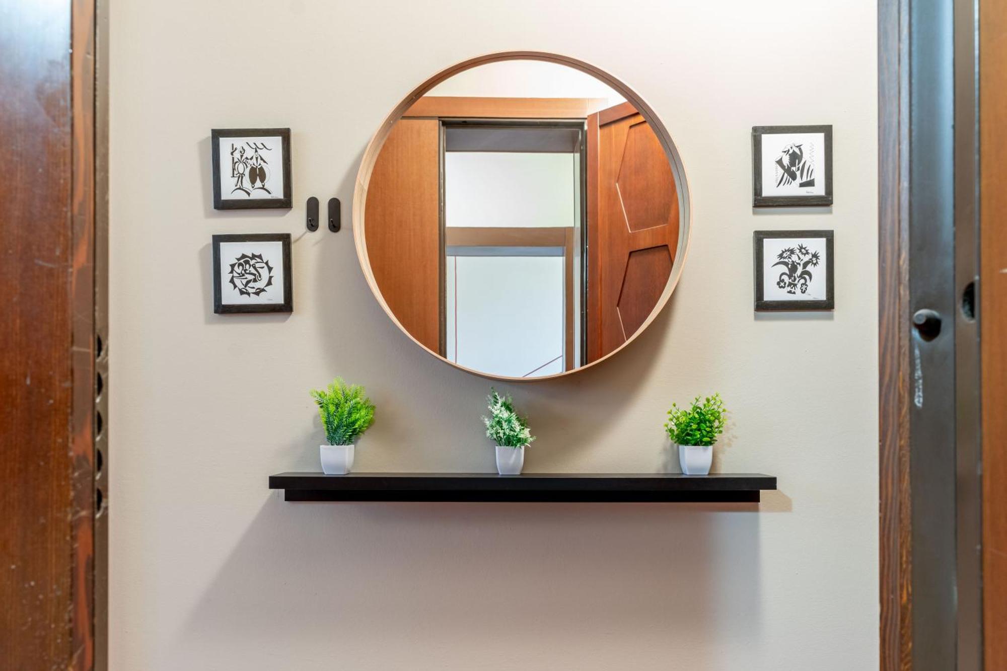 -Near Arena & Parking - Pet Friendly Historical Arena Palace Apartment Верона Екстериор снимка